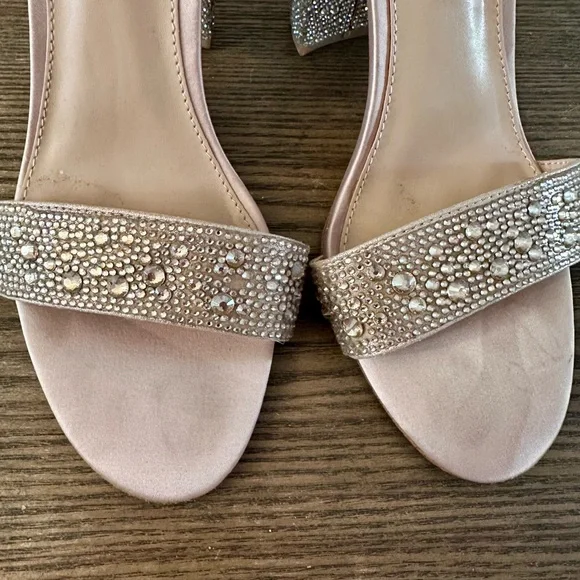 Steve Madden Gold Rhinestone Women's Heels - Picture 6 of 9